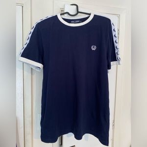 Fred Perry tshirt